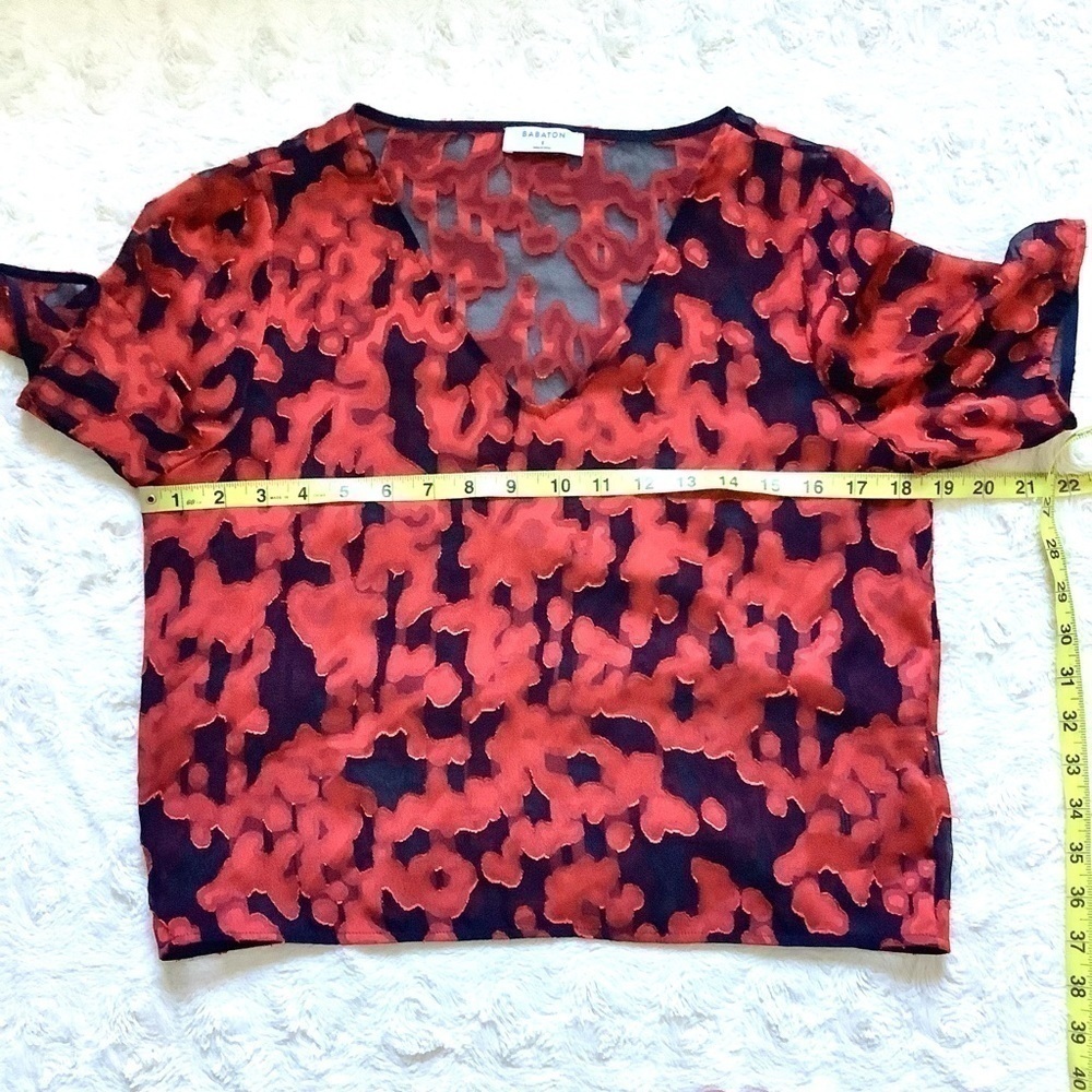 babaton Semi Sheer Coral Pattern Top Size Small - Picture 4 of 7